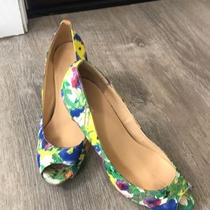 Liz Claiborne flower shoes